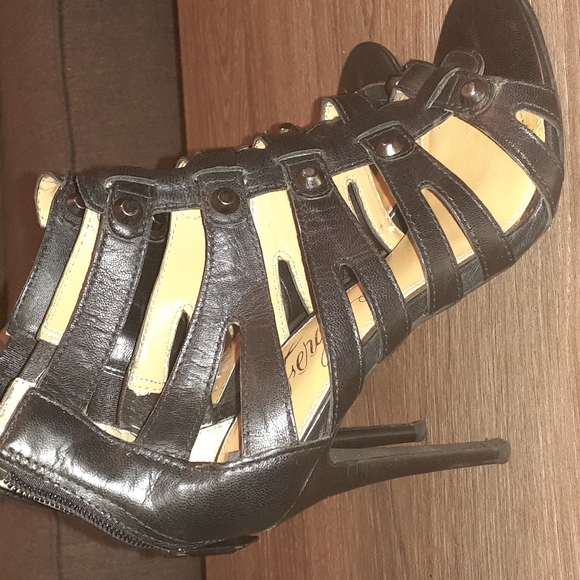 Fergie Black Open-Toed High Heels Size 5.5M - Picture 3 of 3